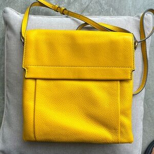 NWOT Vince Camuto Pebble Leather Crossbody Bag